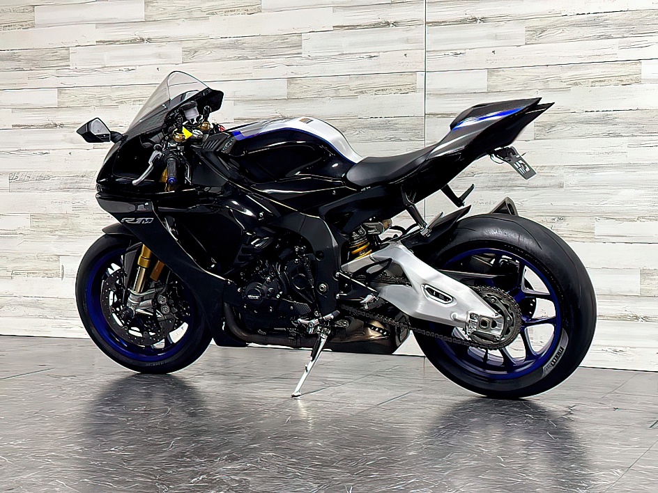 2020 Yamaha YZF R1M