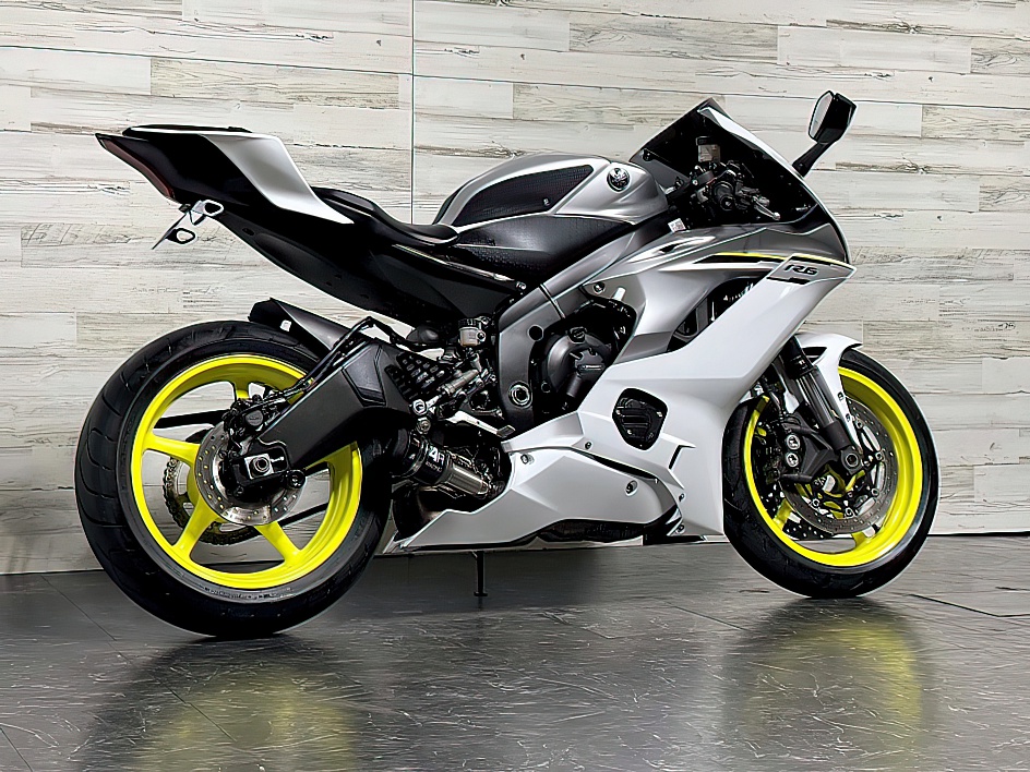 2017 Yamaha R6