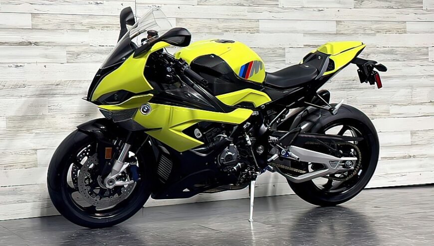 2022 BMW M1000RR
