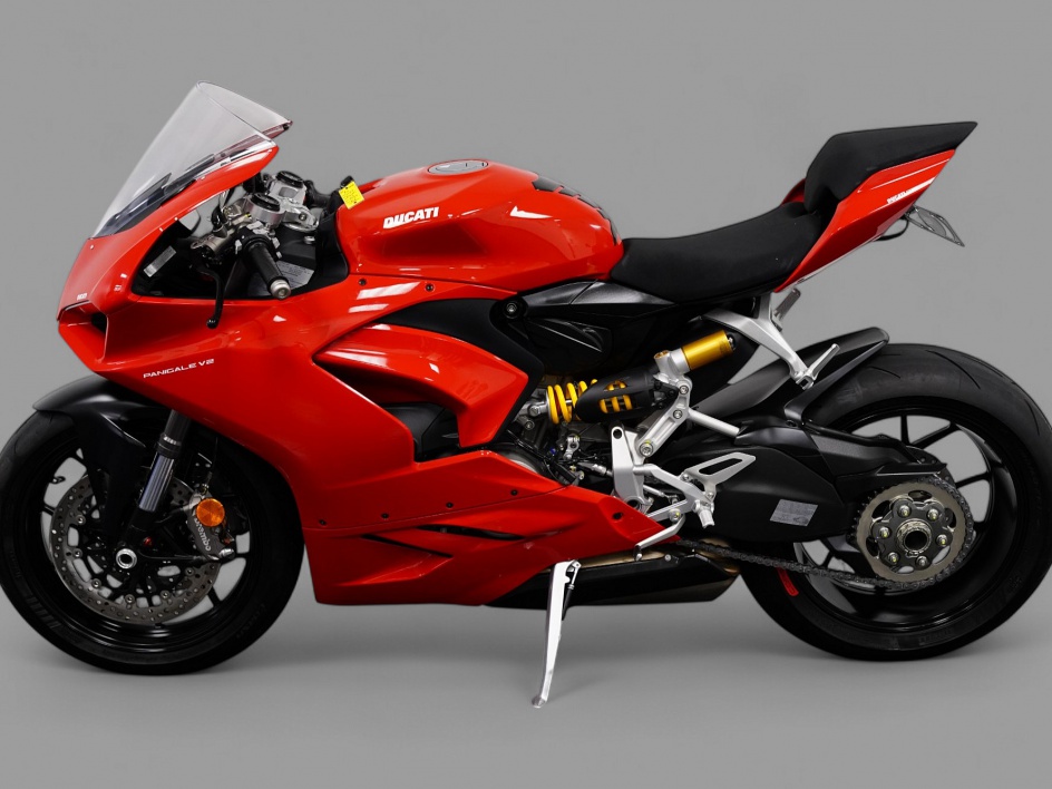 2025 Ducati panigale V2