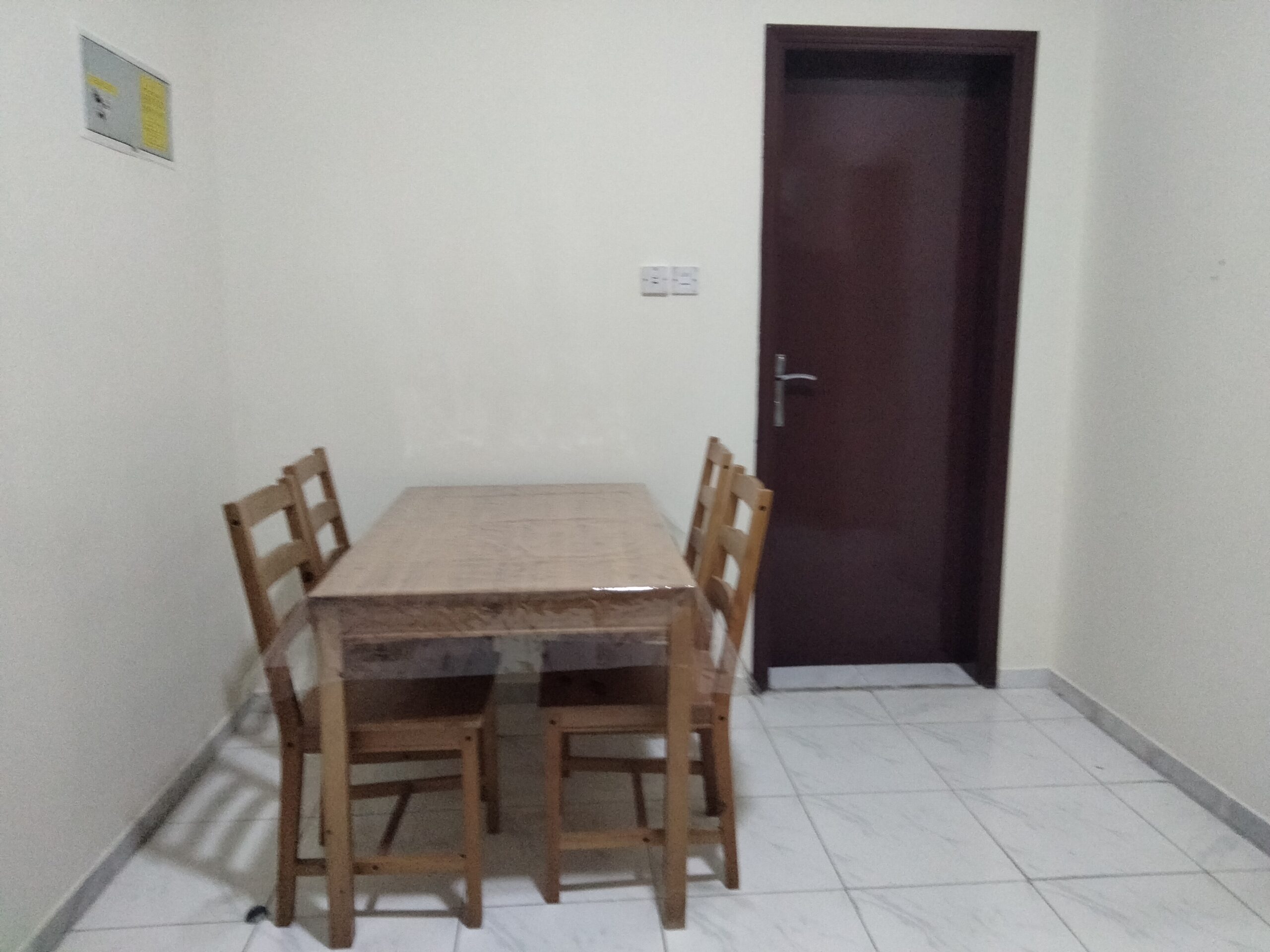 EXECUTIVE INDIAN LADIES BED SPACE AVAILABLE IN KARAMA DUBAI