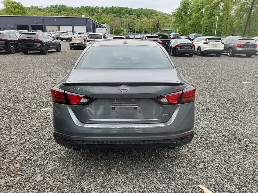 2023 NISSAN ALTIMA SR
