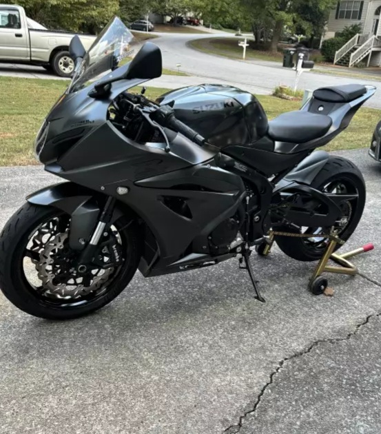 2021 suzuki GSXR 1000rr