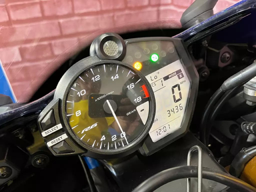 2017 yamaha R6