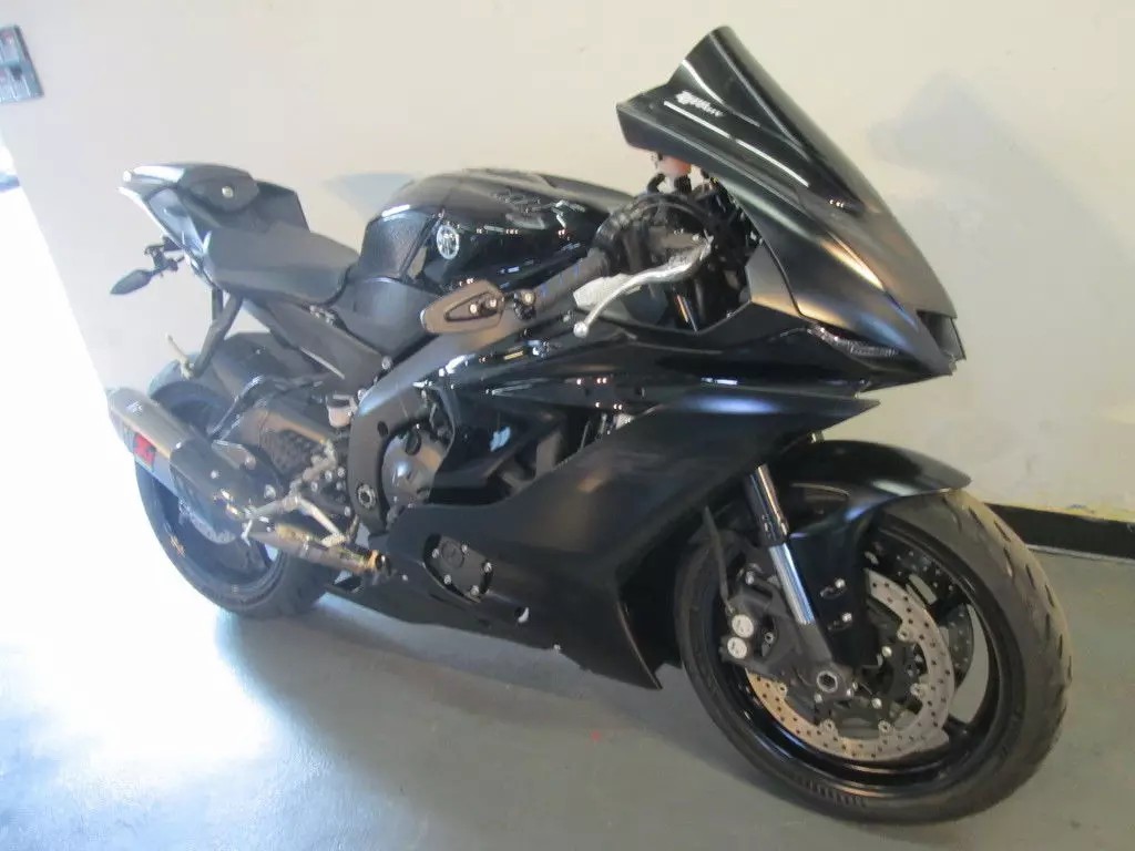 2021 yamaha R6