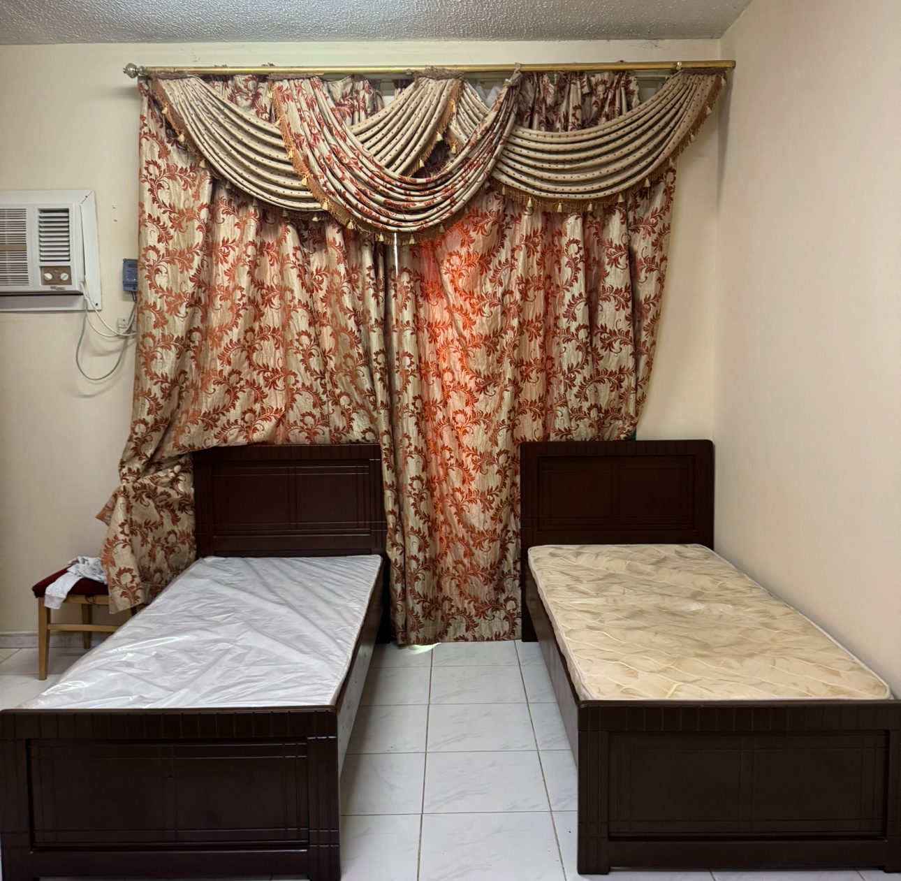 Bed space for working females