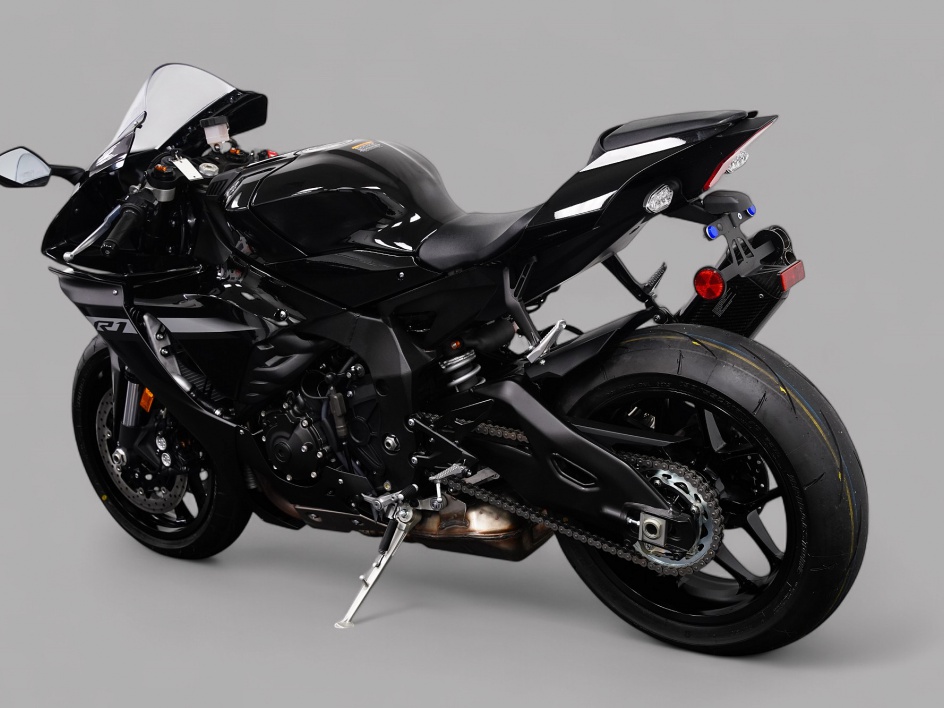 2024  YAMAHA YZF R1