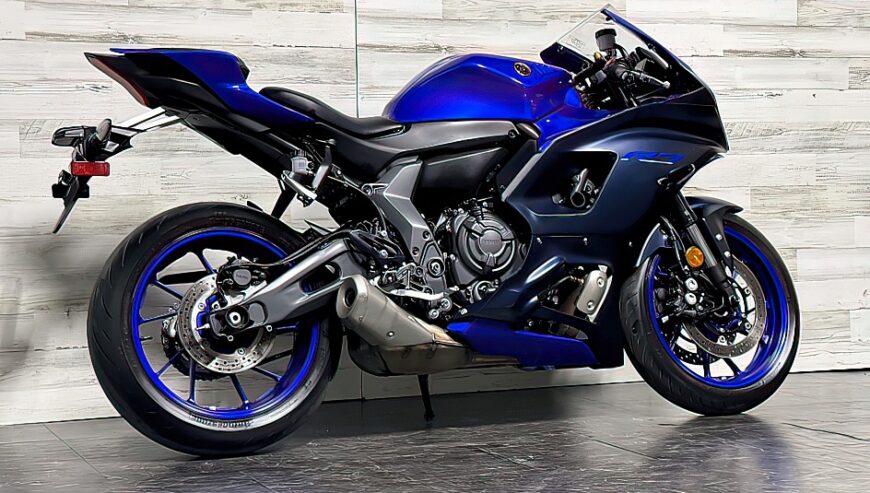 2022 Yamaha R7 available