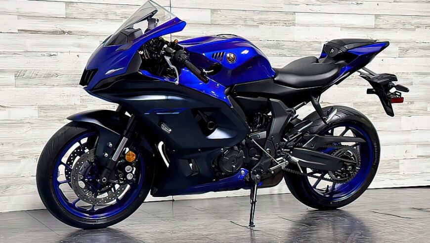 2022 Yamaha R7 available