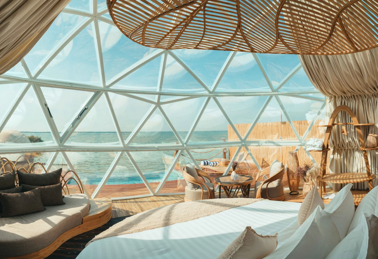 Top 10 Luxury Hotels in Dubai | Dubai Mangrove Resort Price