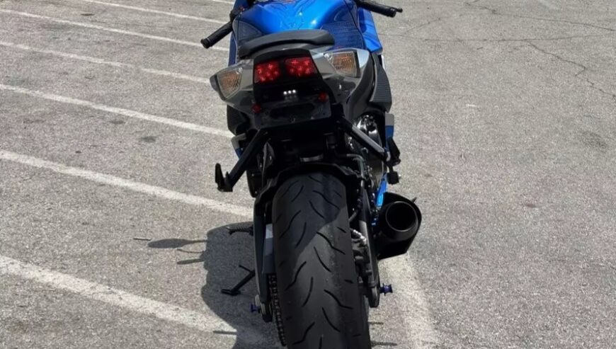 2021 SUZUKI GSXR