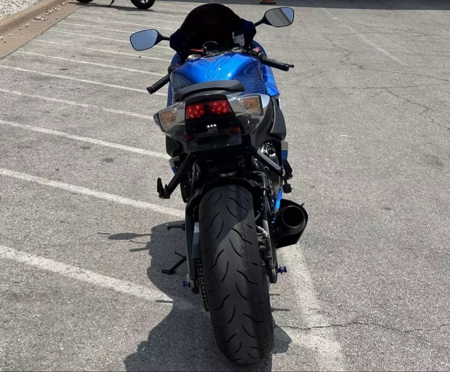 2021 SUZUKI GSXR