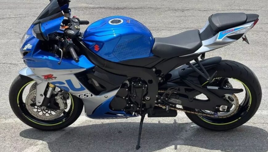 2021 SUZUKI GSXR