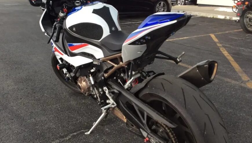 2022 BMW s1000rr