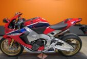 2017 HONDA CBR1000RR SP1