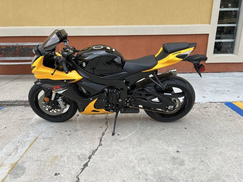 2017 suzuki GSXR