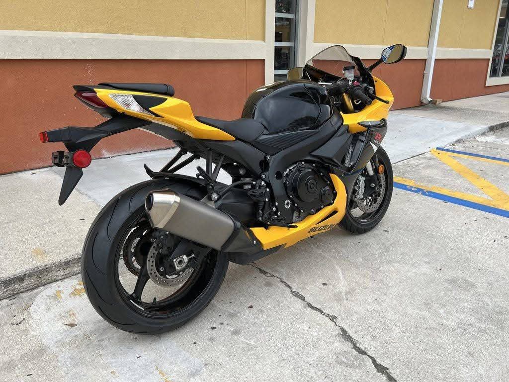 2017 suzuki GSXR