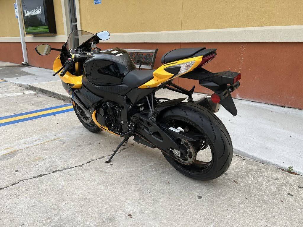 2017 suzuki GSXR