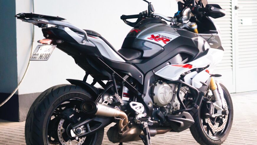 BMW S1000 XR
