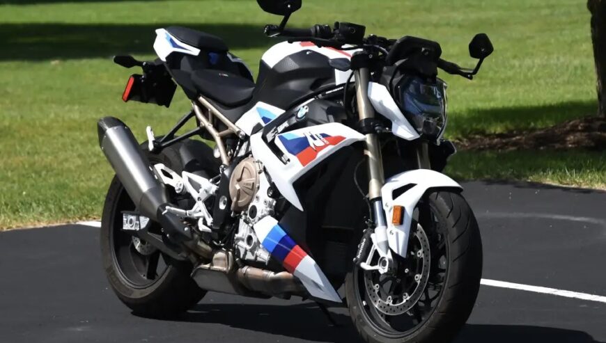 2022 BMW Sport bike