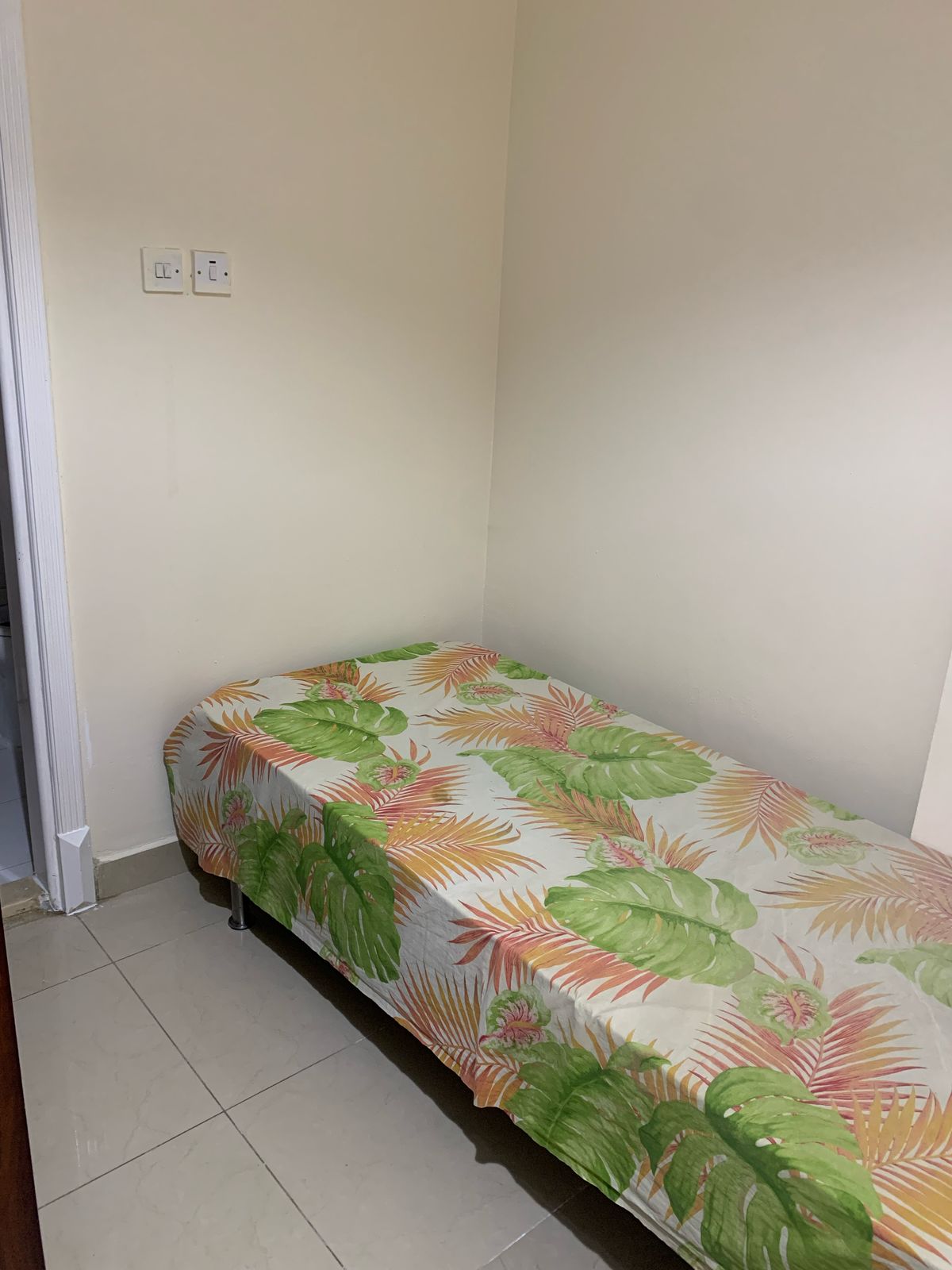 Room For rent Sharjah national paint