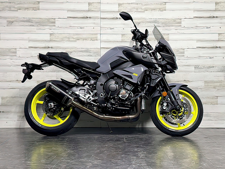 2017 Yamaha FZ-10 available