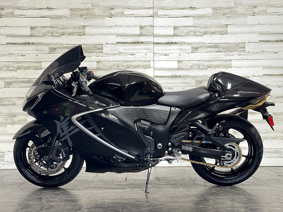 2022 Suzuki Hayabusa available