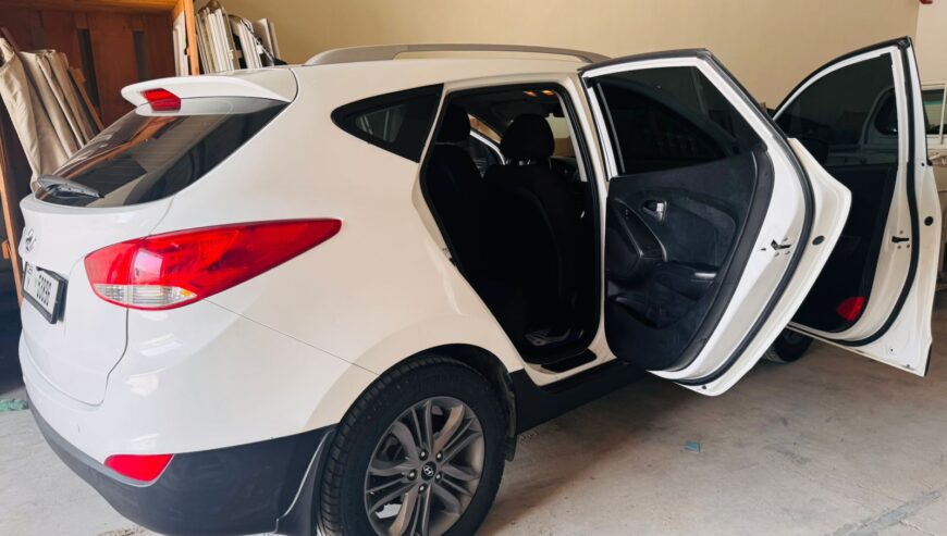 2015 Hyundai Tucson – 2.0L Engine – Excellent Condition