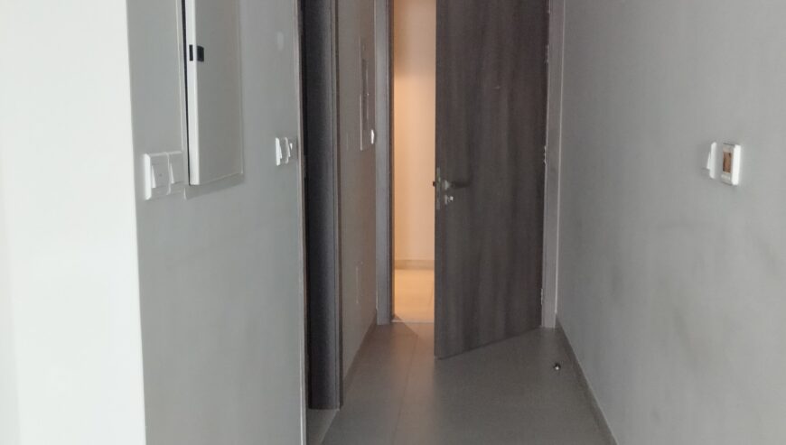 Unfurnished Studio Apartment for Rent in SOL Avenue, Business Bay – Prime Location | Modern Living | 490 sq. ft.