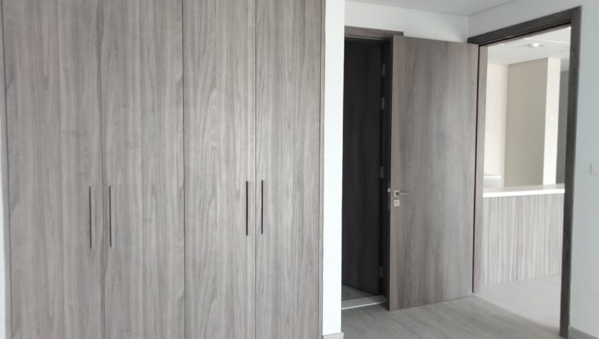1 Bedroom Apartment in Business Bay| Unfurnished | Spacious Layout | Prime Location