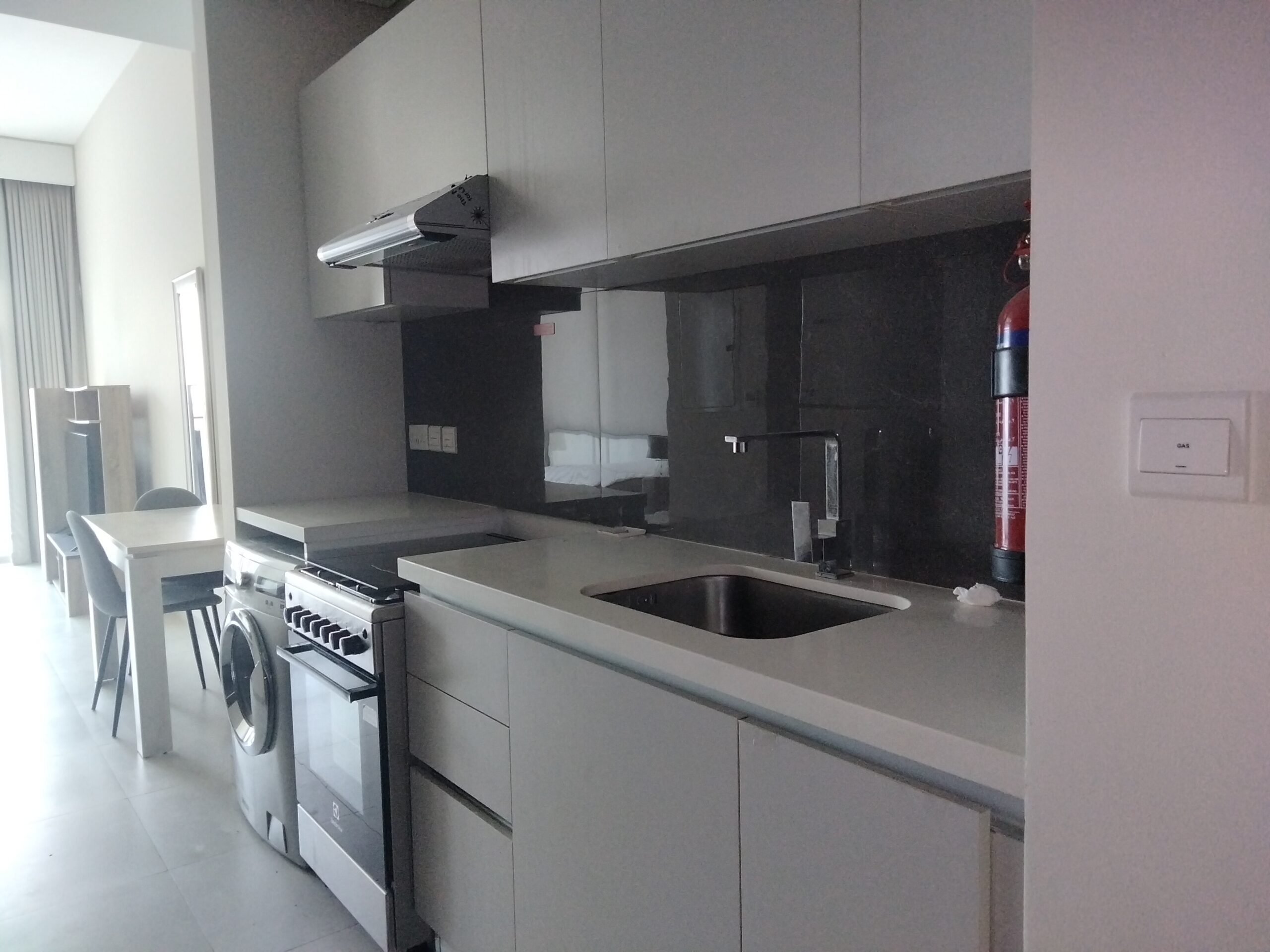 Unfurnished Studio Apartment for Rent in SOL Avenue, Business Bay – Prime Location | Modern Living | 490 sq. ft.