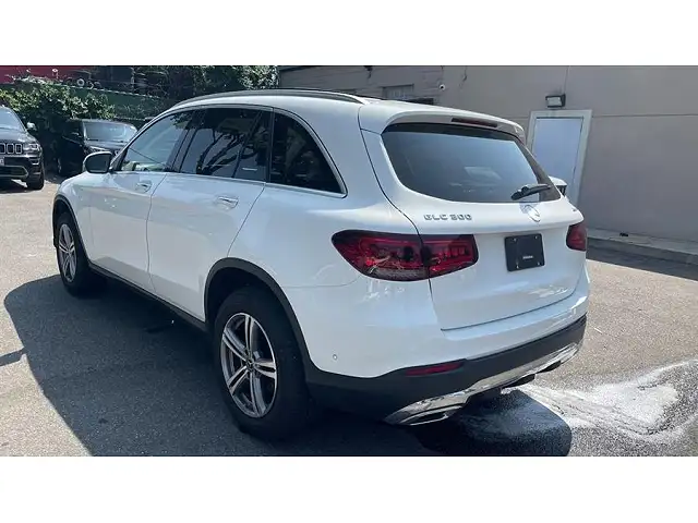 2021 Mercedes-Benz GLC 300