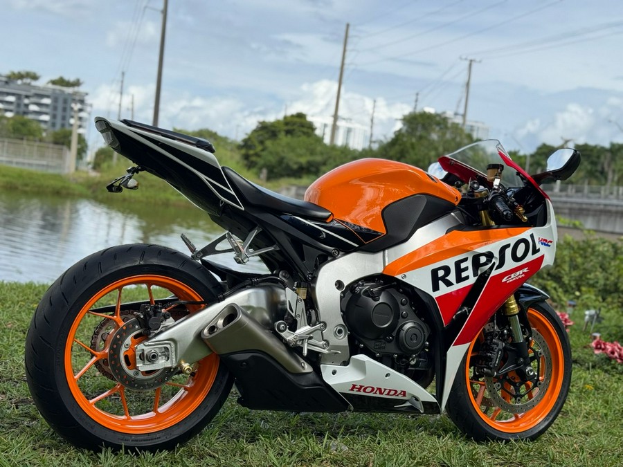 2015 Honda CBR1000RR