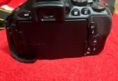 NIKON D5500 WITH ZOOM LENS