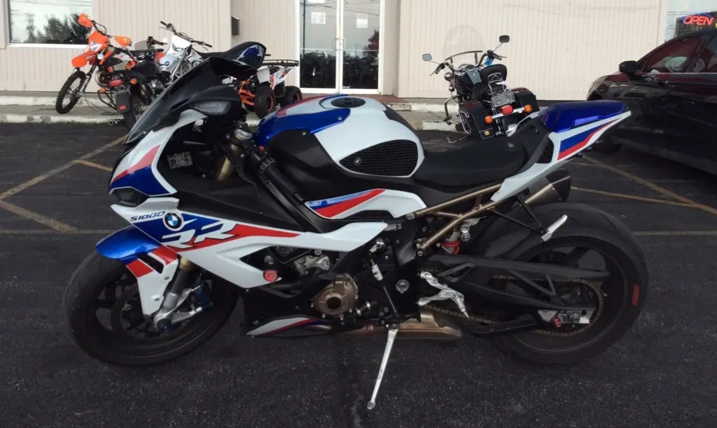 2022 BMW s1000rr